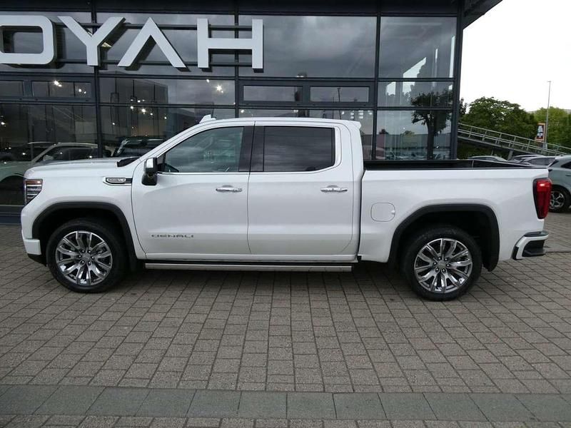 Neu GMC Sierra 420 PS (308 kW) 2026 White frost Pickup