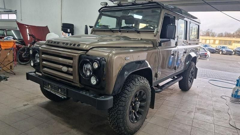 Braun Gebraucht 2014 Land Rover Defender SUV | 38.999 € (Superpreis) - Bild 1/4