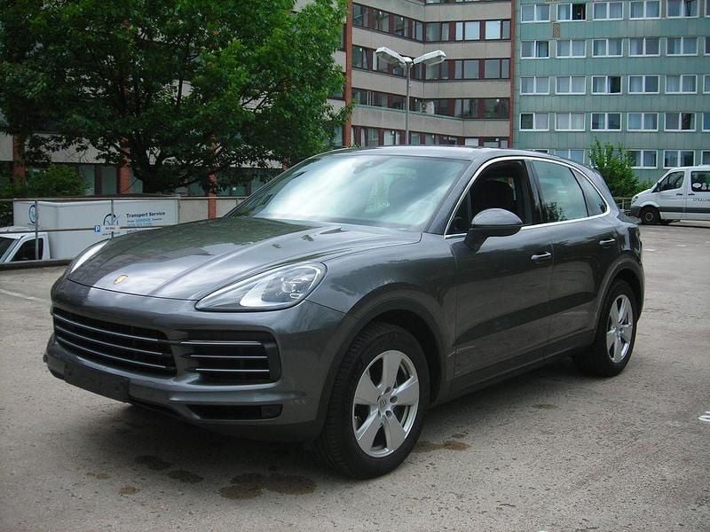 Grau Gebraucht 2019 Porsche Cayenne SUV | 37.900 € (Superpreis) - Bild 1/4