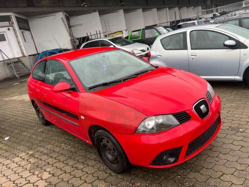 Rot Gebraucht 2007 Seat Ibiza Limousine | 390 € (Superpreis) - Bild 1/4