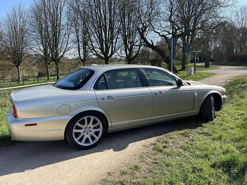 Gebraucht Jaguar XJ 298 PS (219 kW) 2008 Gold Limousine