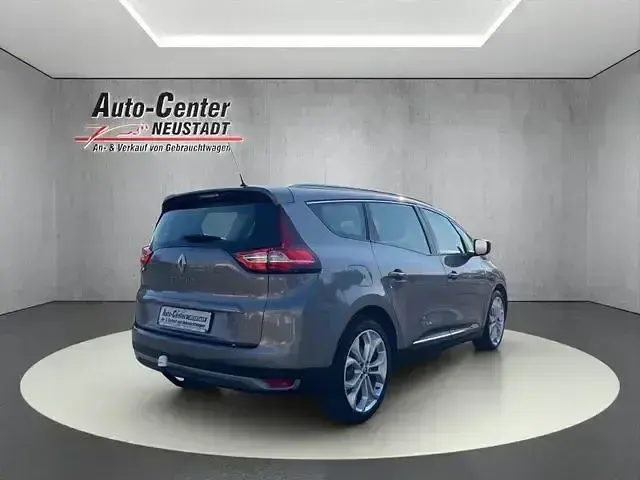 Używany Renault Scénic IV Experience 110 KM (80 kW) 2017 Szary Minivan