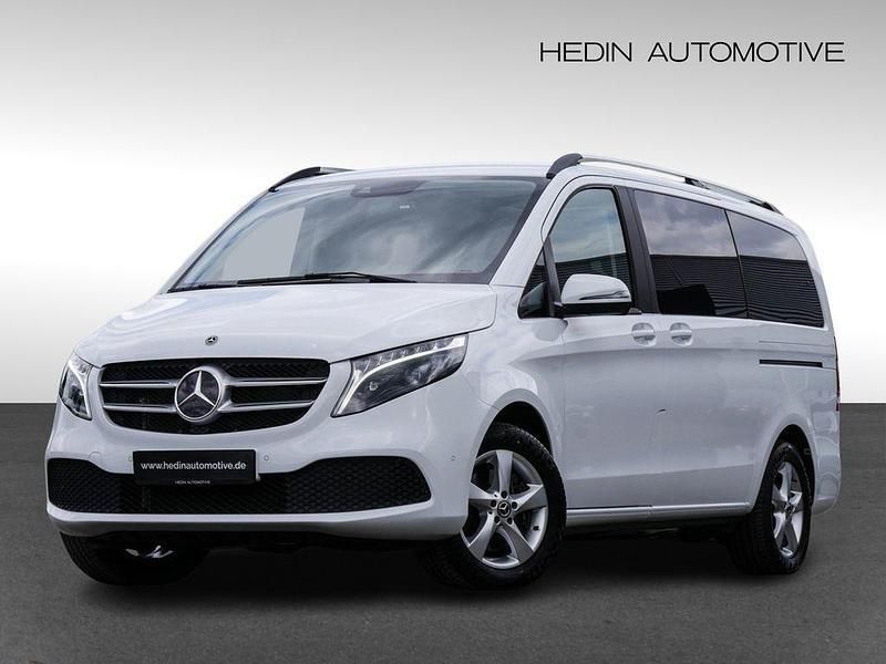 Weiß Gebraucht 2023 Mercedes V300 Edition Van / Kleinbus | 61.273 € (Guter Preis) - Bild 1/4