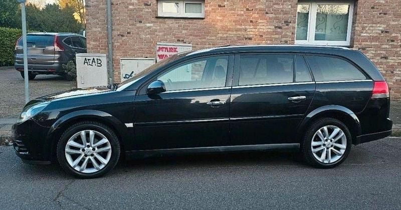 Gebraucht Opel Vectra Cosmo 150 PS (110 kW) 2007 Schwarz Limousine