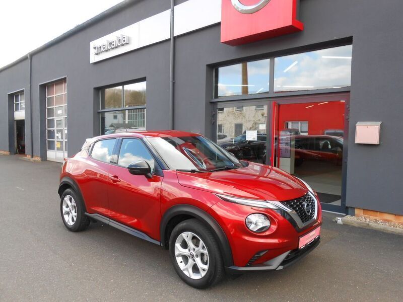 Rot Gebraucht 2021 Nissan Juke Acenta SUV | 16.490 € (Guter Preis) - Bild 1/4