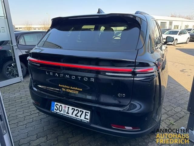 Neu Leapmotor C10 215 PS (158 kW) 2026 Schwarz SUV