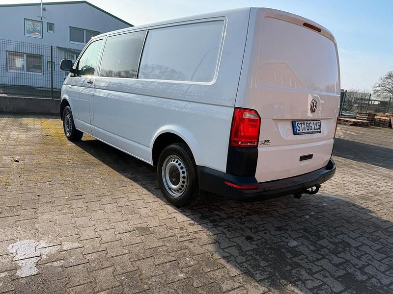 Gebraucht VW Transporter 150 PS (110 kW) 2018 Weiß Van