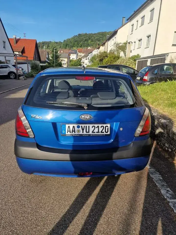 Gebraucht Kia Rio 98 PS (72 kW) 2002 Limousine