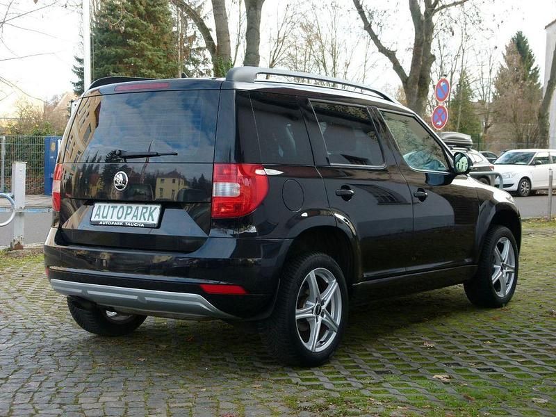 Gebraucht Skoda Yeti 105 PS (77 kW) 2015 Schwarz SUV