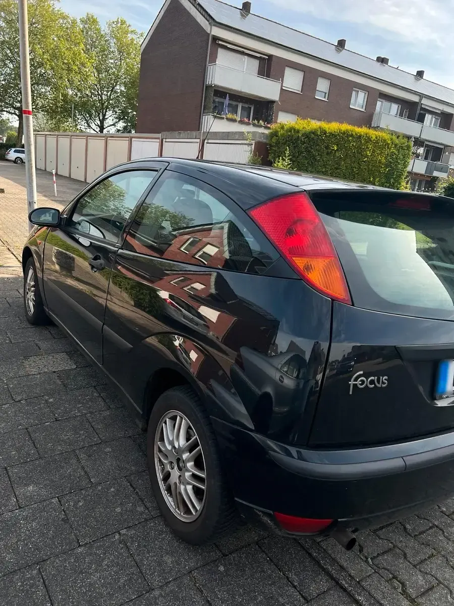 Gebraucht Ford Focus 75 PS (55 kW) 2003 Kleinwagen