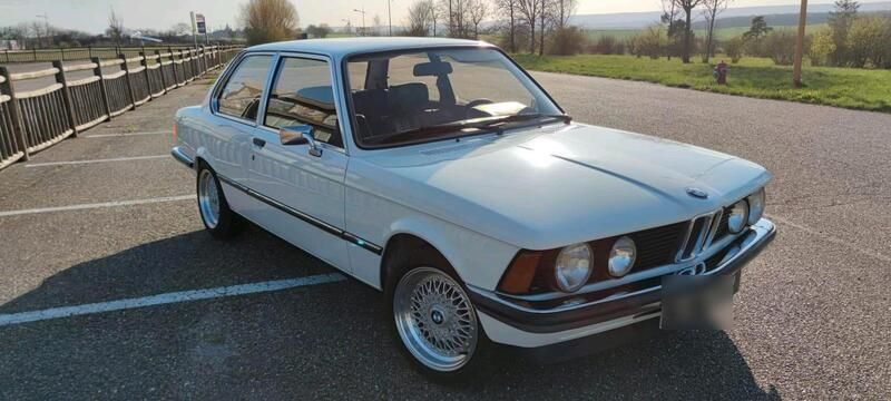 Weiß Gebraucht 1982 BMW 315 Kleinwagen | 8.500 € - Bild 1/4