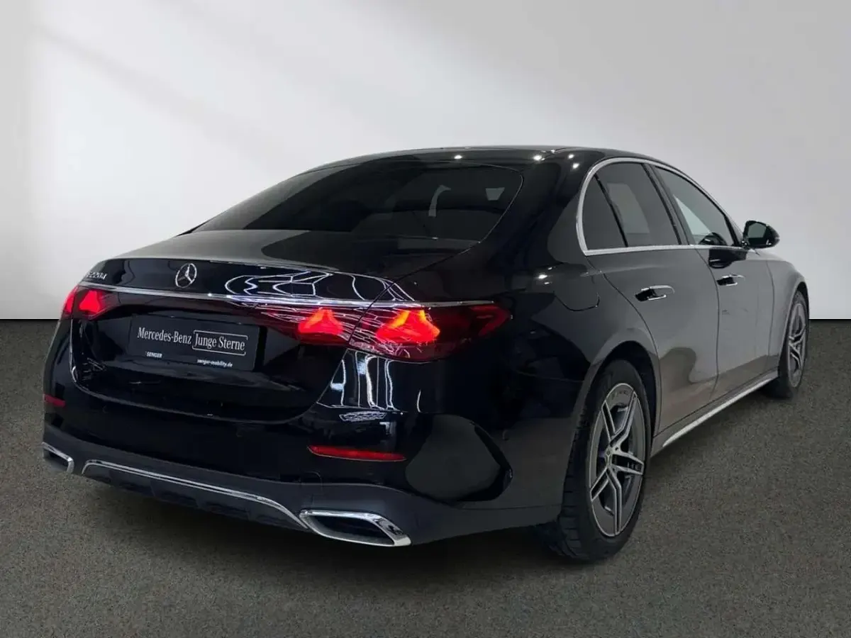 Brugt Mercedes E220 Advanced 197 HK (144 kW) 2025 Sort Sedan