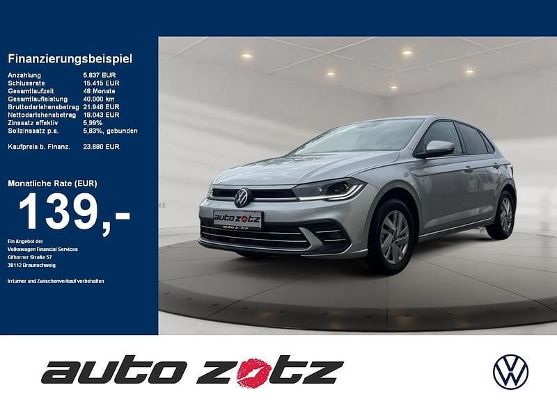 Silber Gebraucht 2024 VW Polo Style Limousine | 23.880 € (Fairer Preis) - Bild 1/4