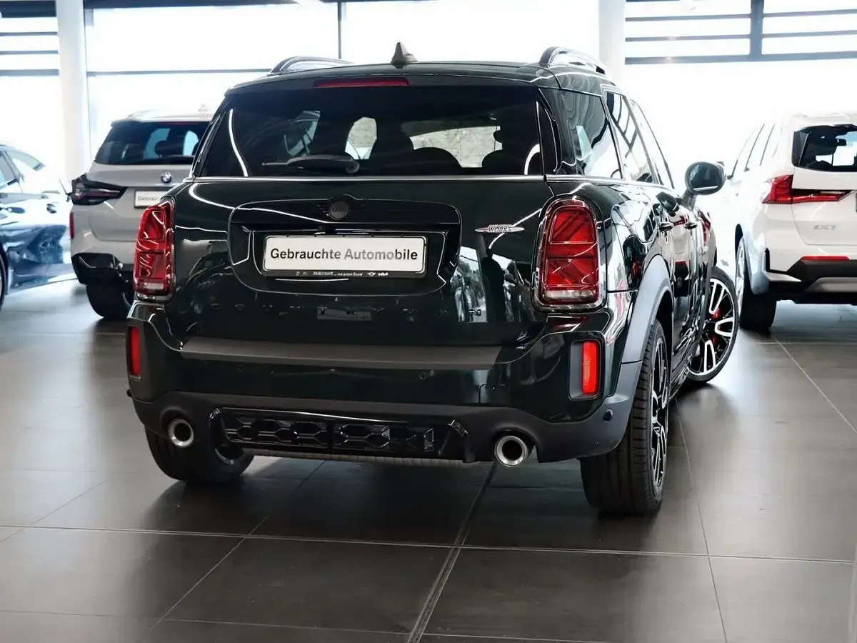 Używany Mini John Cooper Works 306 KM (225 kW) 2022 Zielony Hatchback