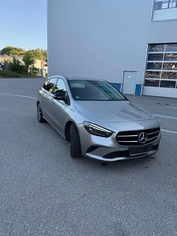 Gebraucht Mercedes B220 Progressive 190 PS (139 kW) 2020 Silber Kleinwagen