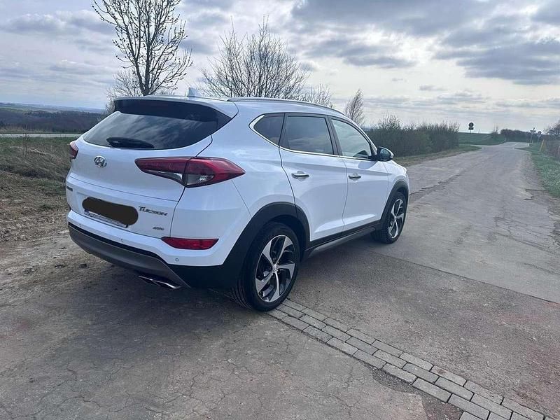 Gebraucht 2016 Hyundai Tucson Advantage SUV | 18.950 € (Teuer) - Bild 1/4