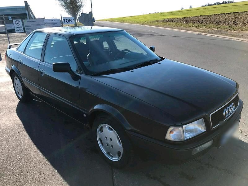 Gebraucht Audi 80 90 PS (66 kW) 1991 Schwarz Limousine