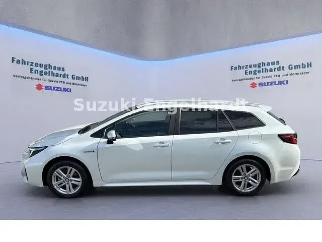 Gebraucht Suzuki Swace Comfort+ 140 PS (102 kW) 2023 Weiß Kombi