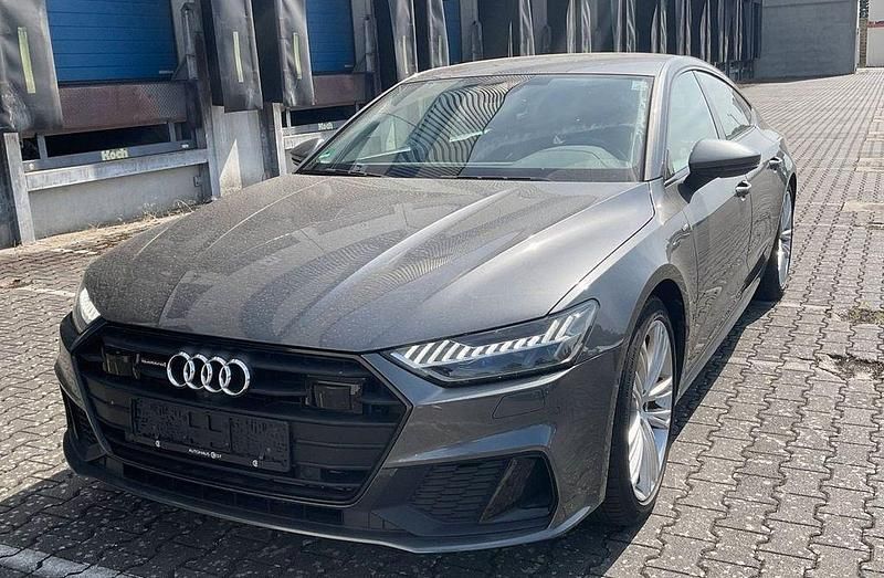 Grau Gebraucht 2022 Audi A7 Ambiente Kleinwagen | 44.950 € (Fairer Preis) - Bild 1/4