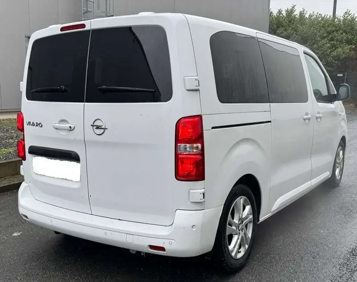 Gebraucht Opel Vivaro 144 PS (105 kW) 2024 Weiß Van / Kleinbus