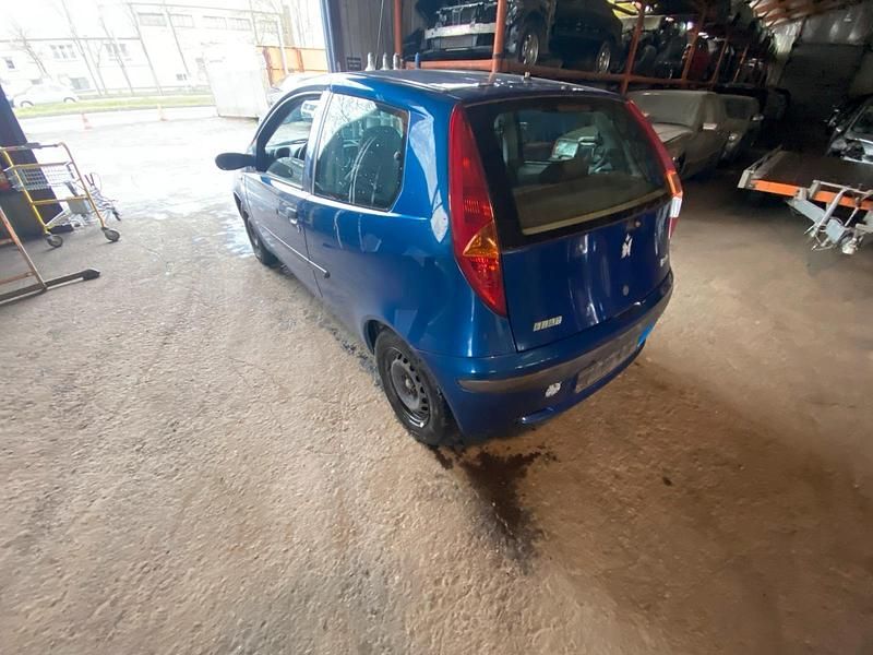 Gebraucht Fiat Punto 60 PS (44 kW) 2003 Blau Kleinwagen