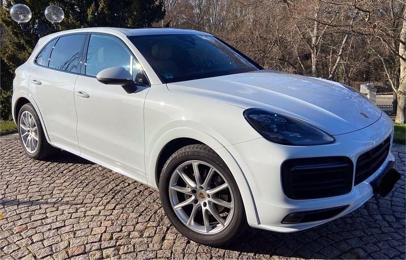 Second-hand Porsche Cayenne 340 CP (250 kW) 2019 Alb SUV