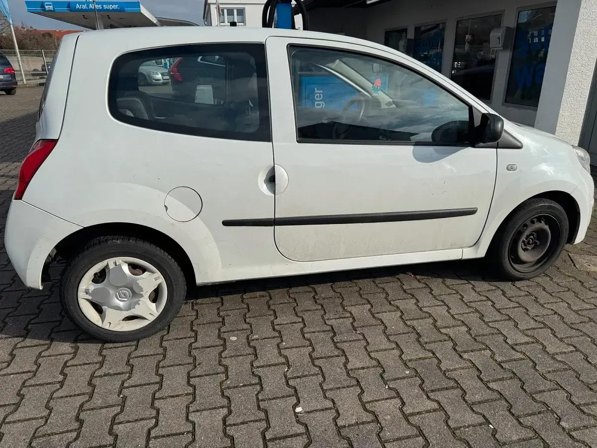 Second-hand Renault Twingo 2010 Alb Hatchback