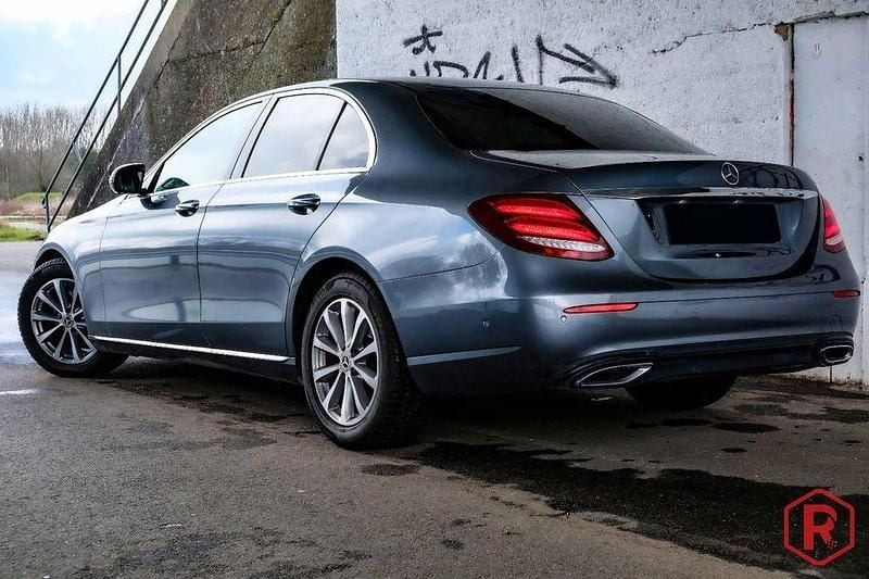 Gebraucht Mercedes E200 Exclusive 160 PS (117 kW) 2019 Grau Limousine