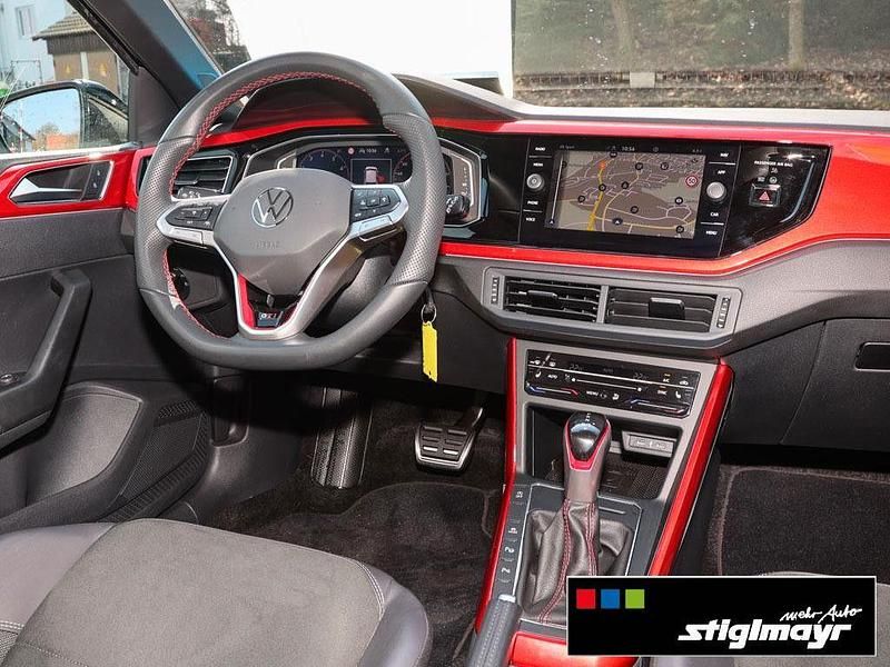 Gebraucht VW Polo Select 207 PS (152 kW) 2025 Deep black perleffekt Kleinwagen