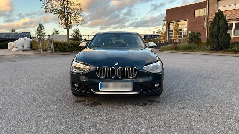 Gebraucht BMW 116 Urban Line 136 PS (100 kW) 2011 Blau Kleinwagen