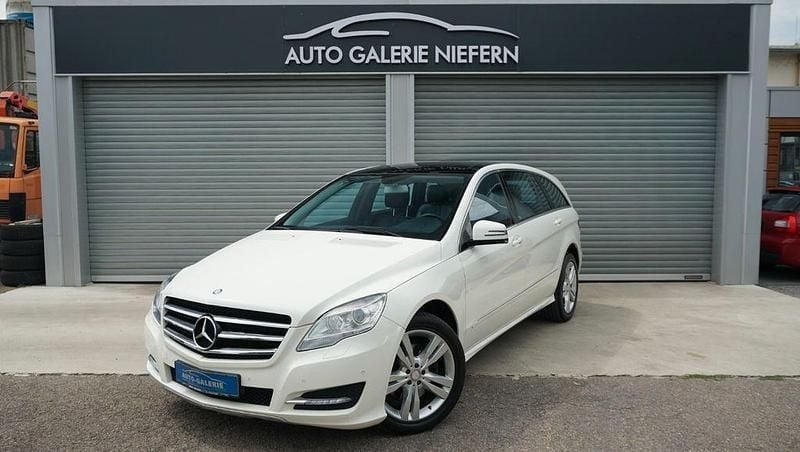 Weiß Gebraucht 2012 Mercedes R350 Van / Kleinbus | 12.999 € (Fairer Preis) - Bild 1/4