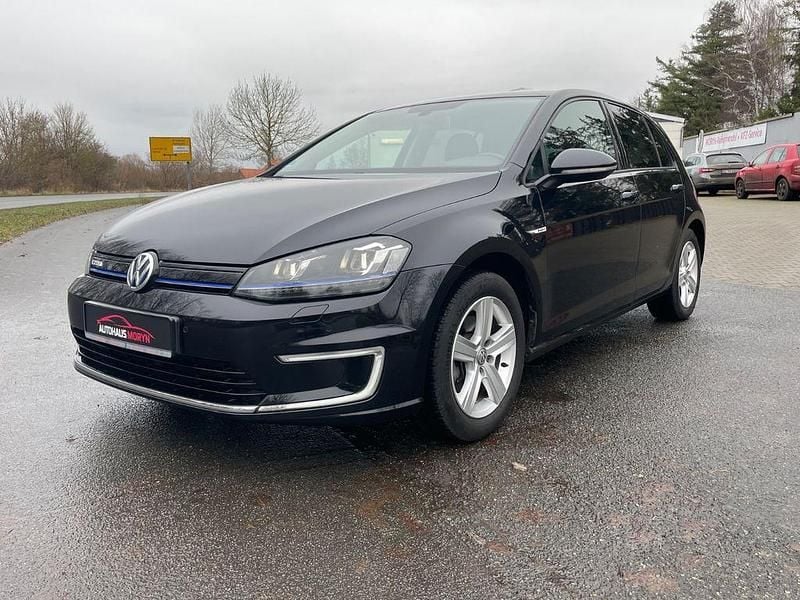 Usado VW e-Golf 85 kW (116 HP) 2016 Preto Citadino