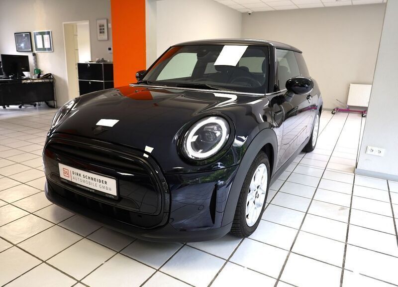 Schwarz Gebraucht 2023 Mini Cooper Kleinwagen | 27.490 € - Bild 1/4