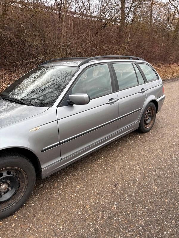 Usata BMW 318 143 CV (105 kW) 2004 Grigio Station wagon