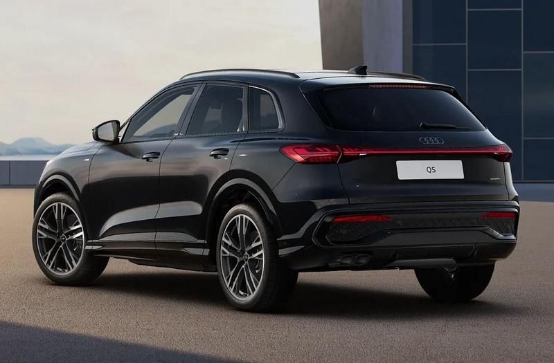 Neu Audi Q5 Ambiente 204 PS (150 kW) 2025 Mythosschwarz metallic SUV