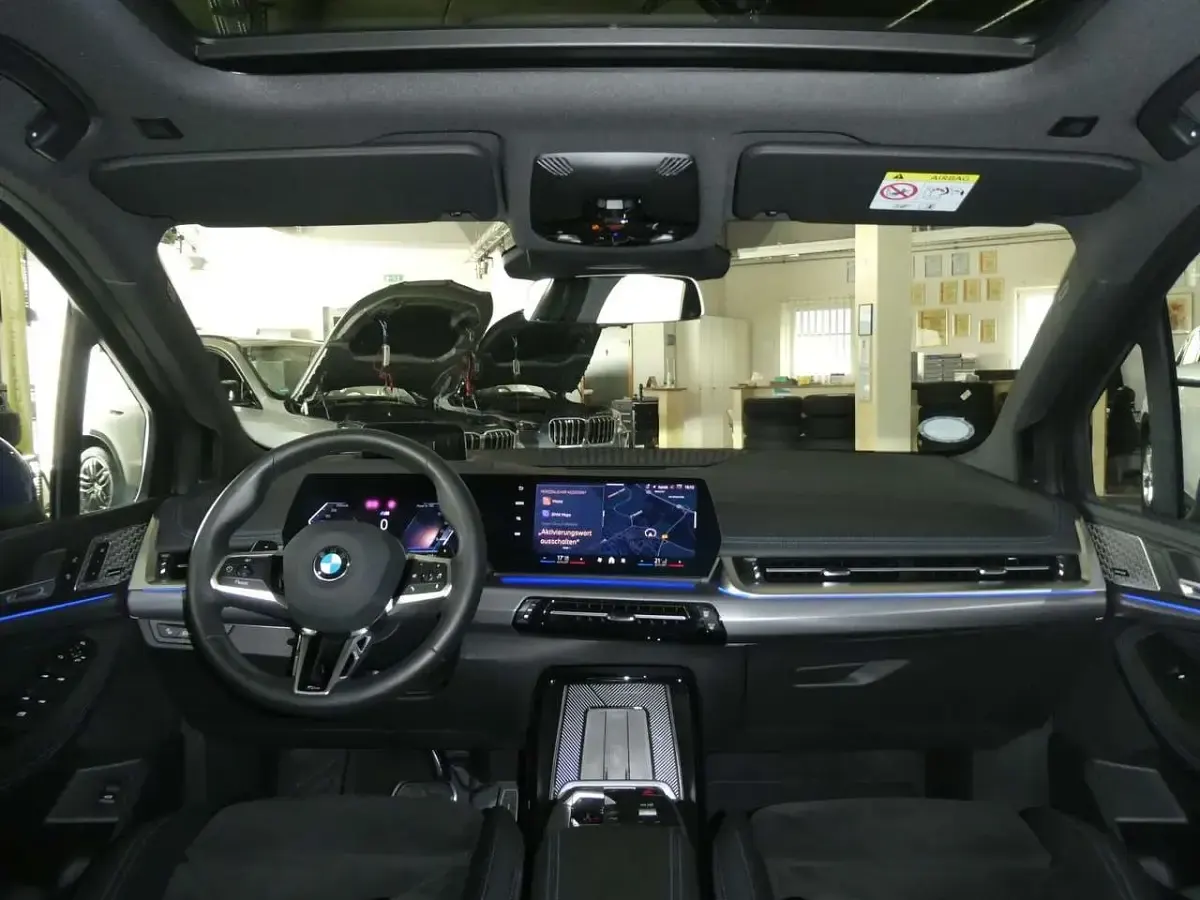 Gebraucht BMW 218 M Sport 136 PS (100 kW) 2024 Skyscraper grau metallic Coupé