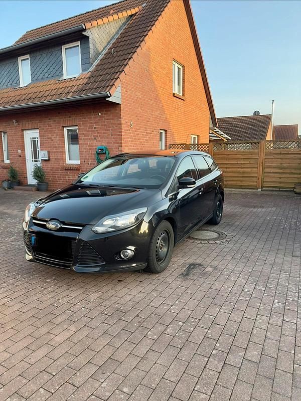 Gebraucht Ford Focus 2014 Schwarz Kombi