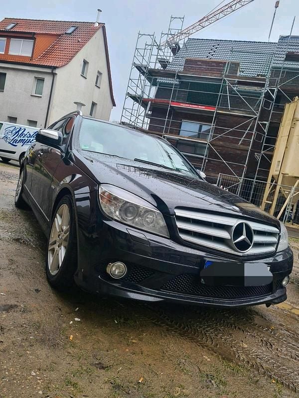 Gebraucht Mercedes C320 224 PS (164 kW) 2008 Schwarz Kombi