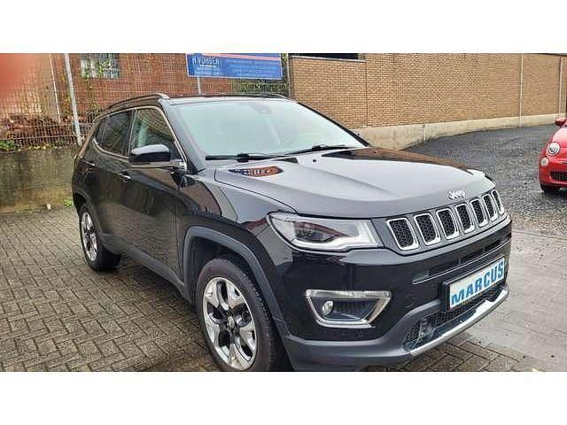 Gebraucht Jeep Compass Limited 170 PS (125 kW) 2018 Diamond black crystal p/c SUV