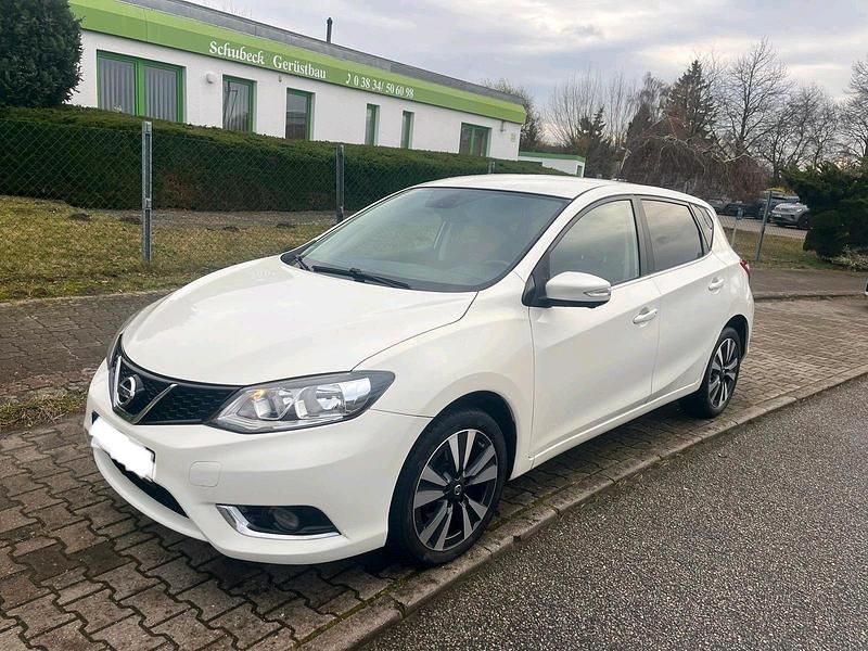 Gebraucht Nissan Pulsar 116 PS (85 kW) 2017 Weiß Kleinwagen