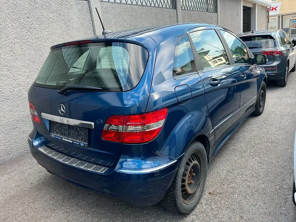 Gebraucht Mercedes B200 136 PS (100 kW) 2010 Van / Kleinbus