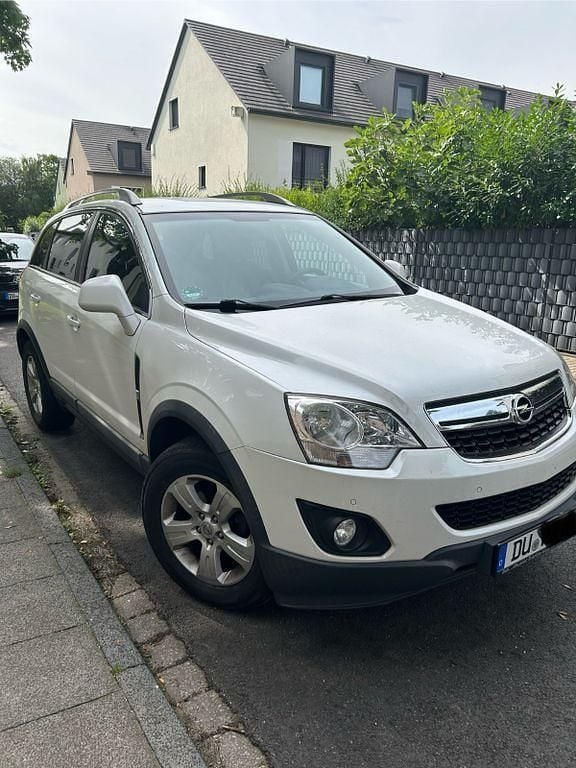 Weiß Gebraucht 2014 Opel Antara Design Edition SUV | 4.500 € (Guter Preis) - Bild 1/4