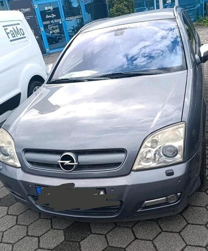 Silber Gebraucht 2006 Opel Signum Kombi | 2.850 € - Bild 1/4