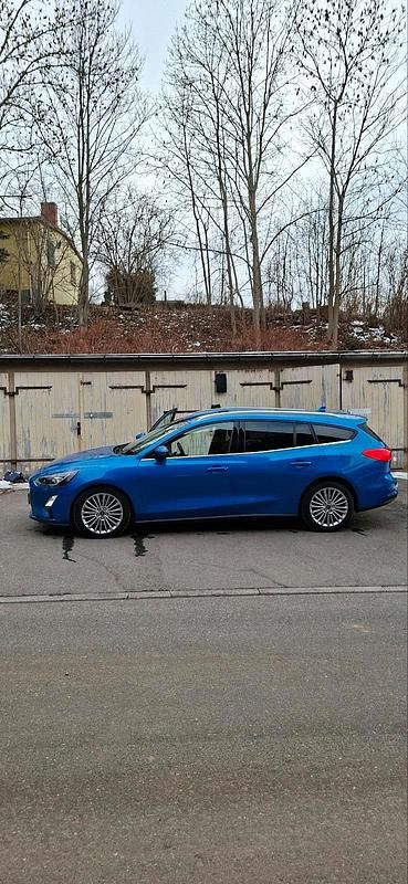 Gebraucht Ford Focus 150 PS (110 kW) 2019 Blau Kombi