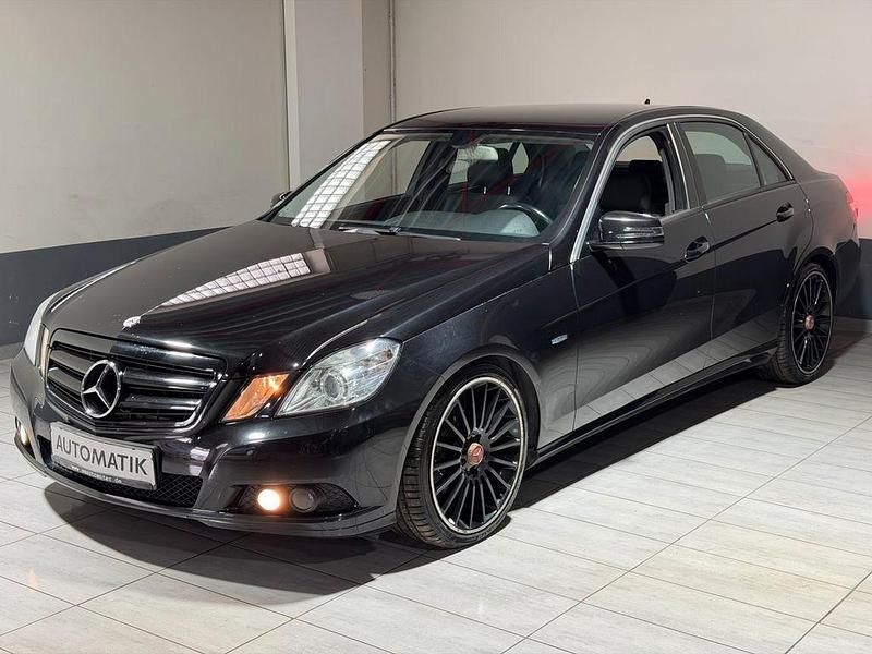 Gebraucht Mercedes E250 204 PS (150 kW) 2011 Schwarz Limousine