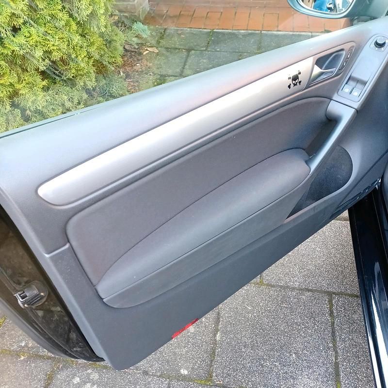 Gebraucht VW Golf VI Trendline 80 PS (58 kW) 2009 Schwarz Kleinwagen