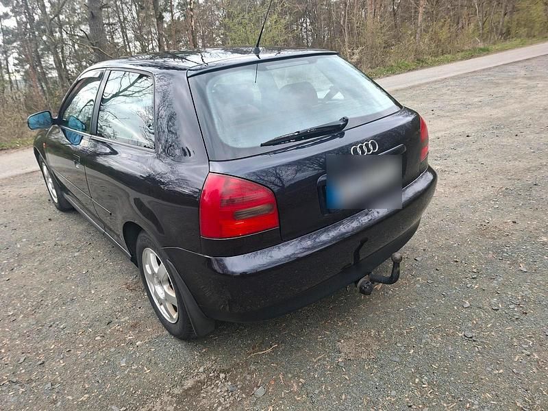Gebraucht Audi A3 Ambition 101 PS (74 kW) 1996 Blau Kleinwagen