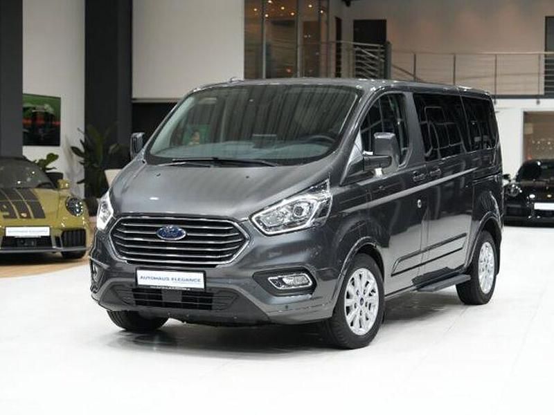 Gebraucht Ford Tourneo Custom Titanium 475 PS (349 kW) 2021 Andere Van