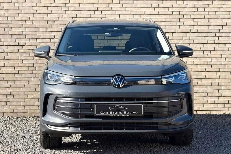 Gebraucht VW Tiguan 150 PS (110 kW) 2024 Grau SUV