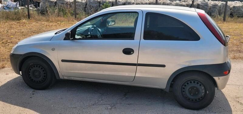 Silber Gebraucht 2002 Opel Corsa Kleinwagen | 300 € - Bild 1/4